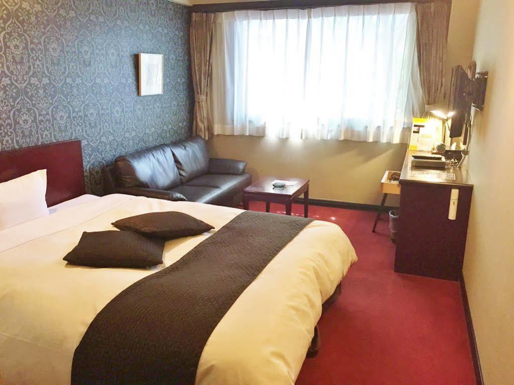 Hotel Okus Kumamoto Exteriör bild